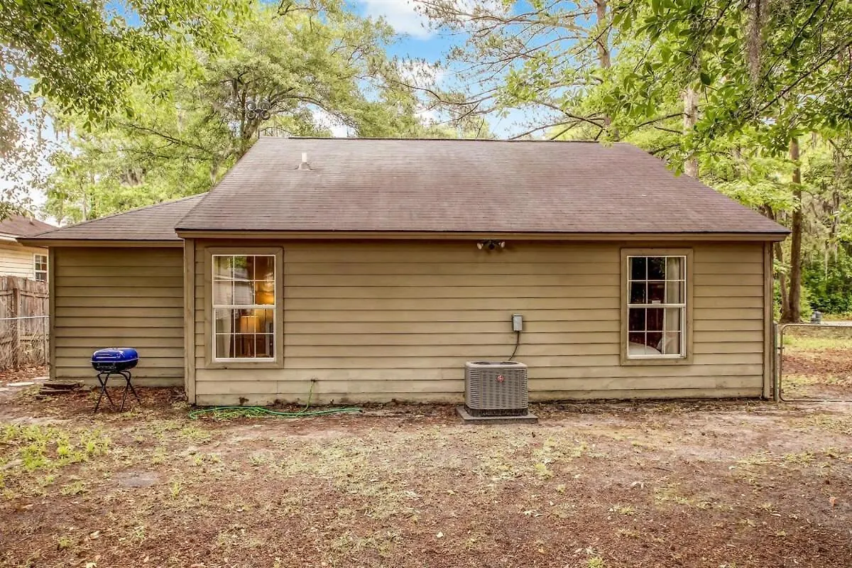 Near Dining & Downtown- Moon River District Digs בית נופש סוואנה