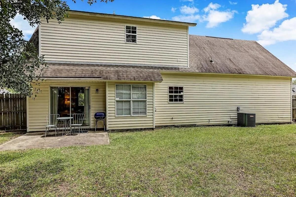 Fenced Yard Family Friendly Laurelwood *