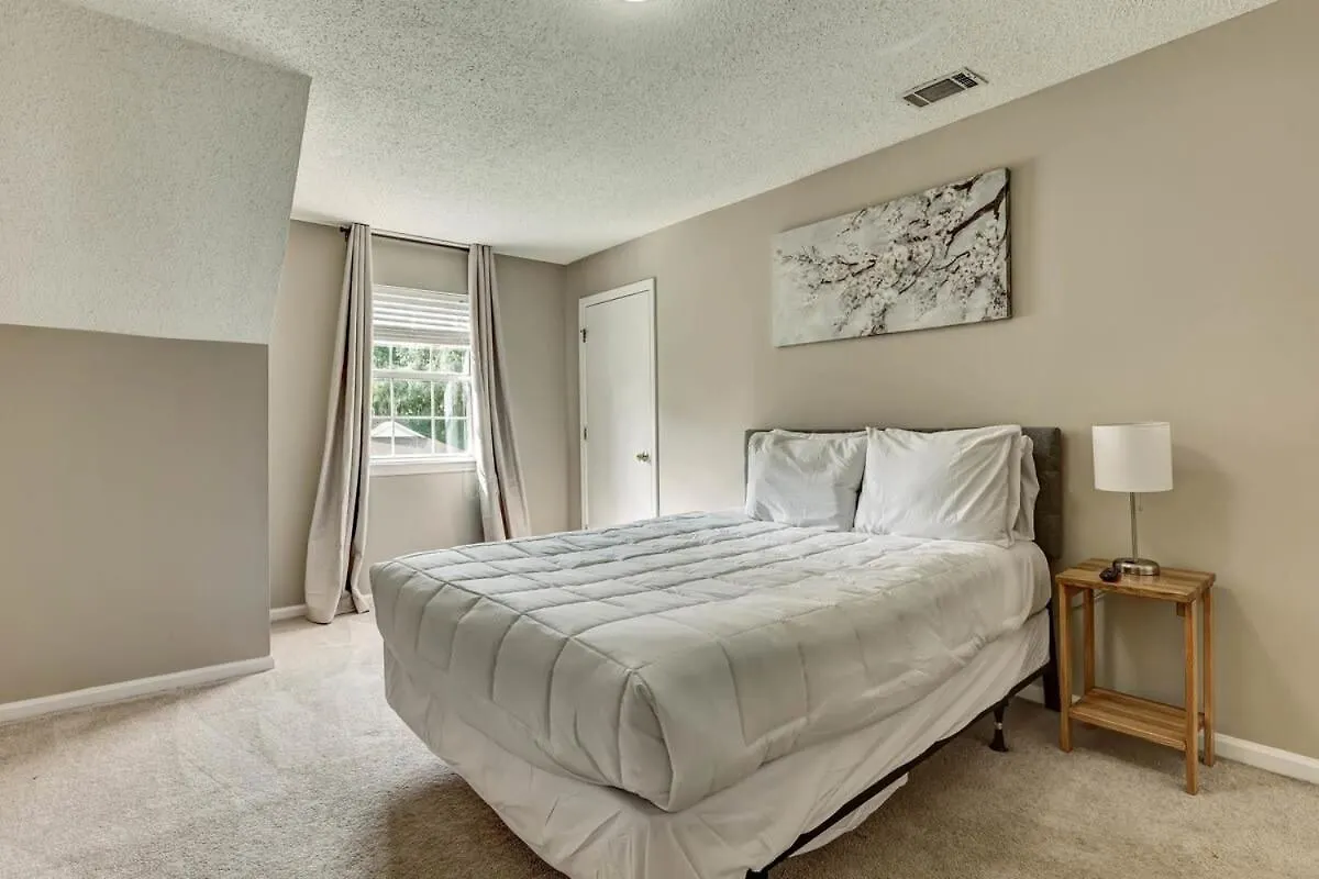 Fenced Yard Family Friendly Laurelwood *
