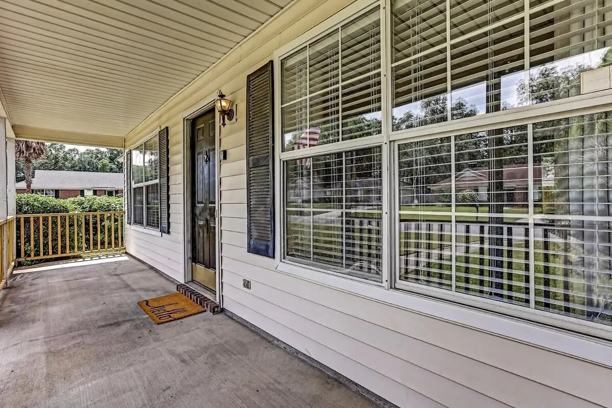 Holiday home Fenced Yard Family Friendly Laurelwood *