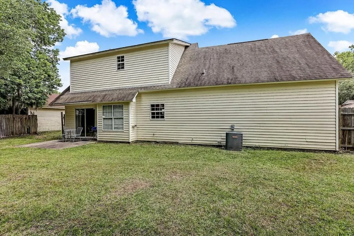 Fenced Yard Family Friendly Laurelwood Holiday home *