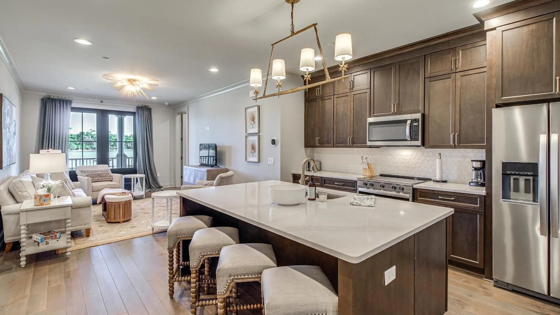 Idyllic With River Views! *