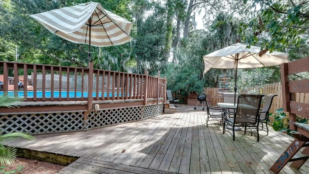 Holiday home Refresh At Rivermist!