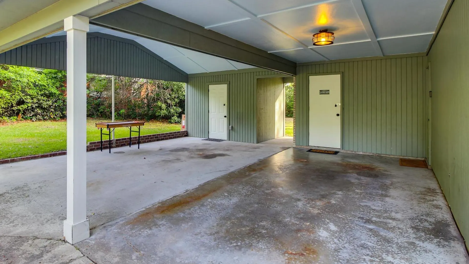 Garden With Screened Porch Near Savannah! Savannah