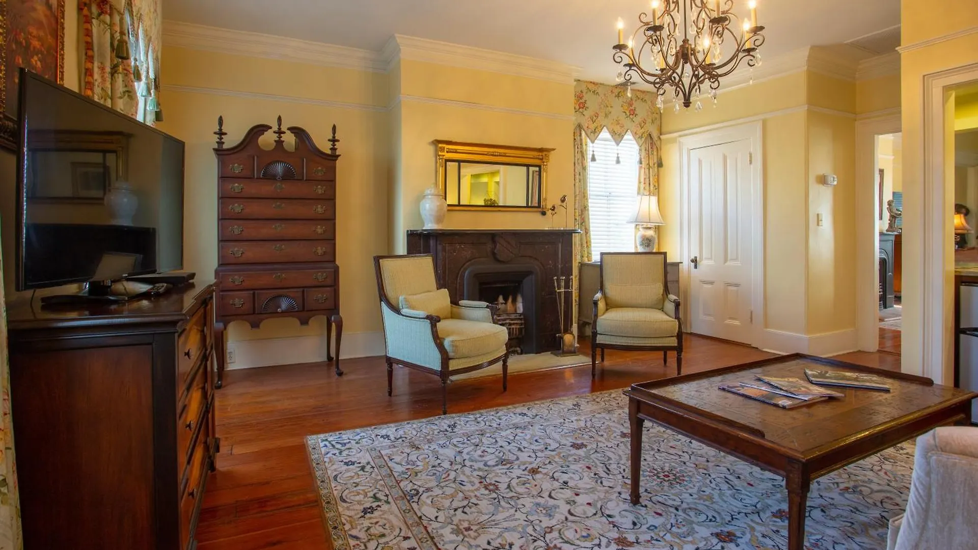 The Gastonian, Historic Of Collection (adults Only)
