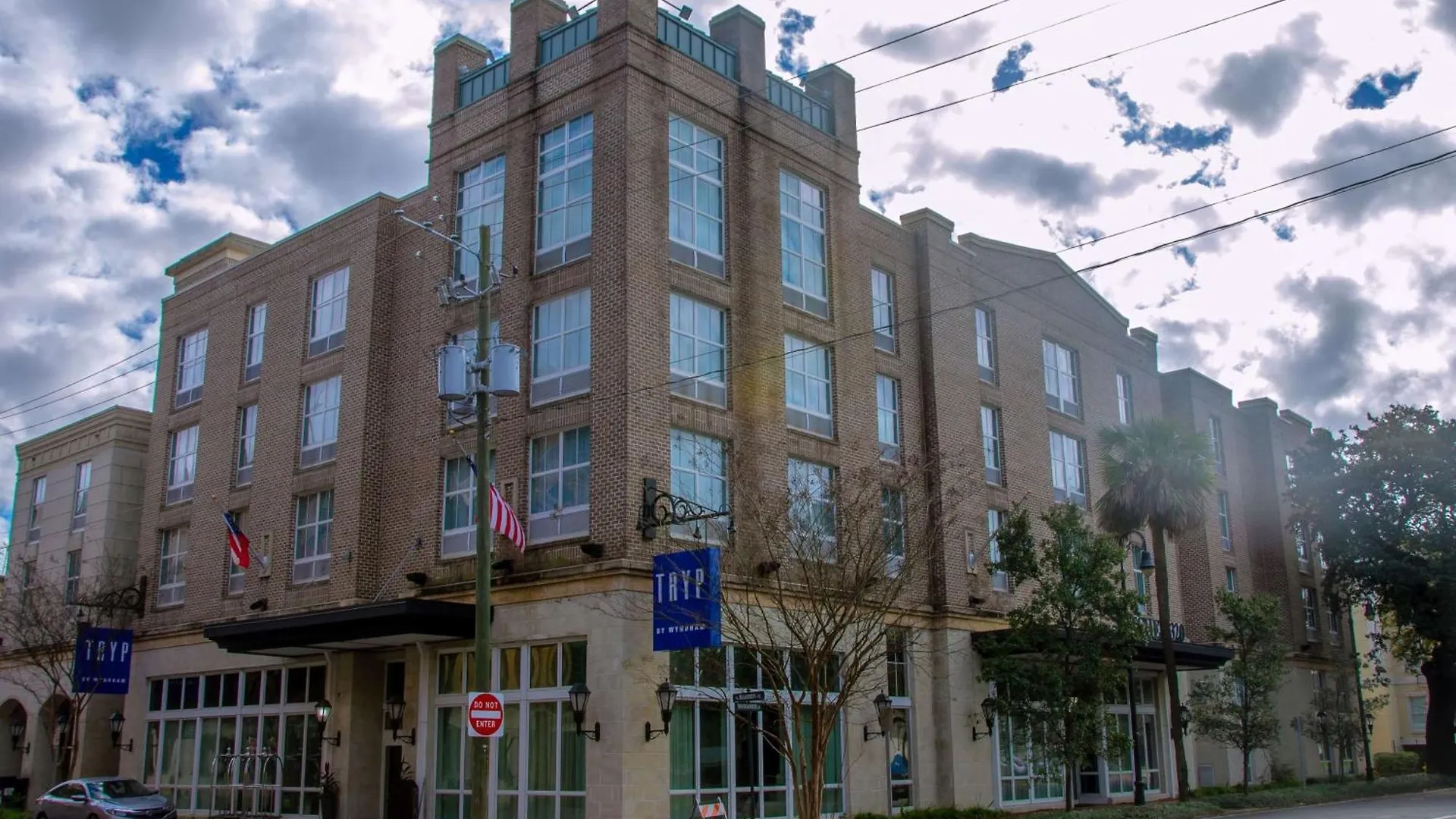 Hotel Tryp By Wyndham