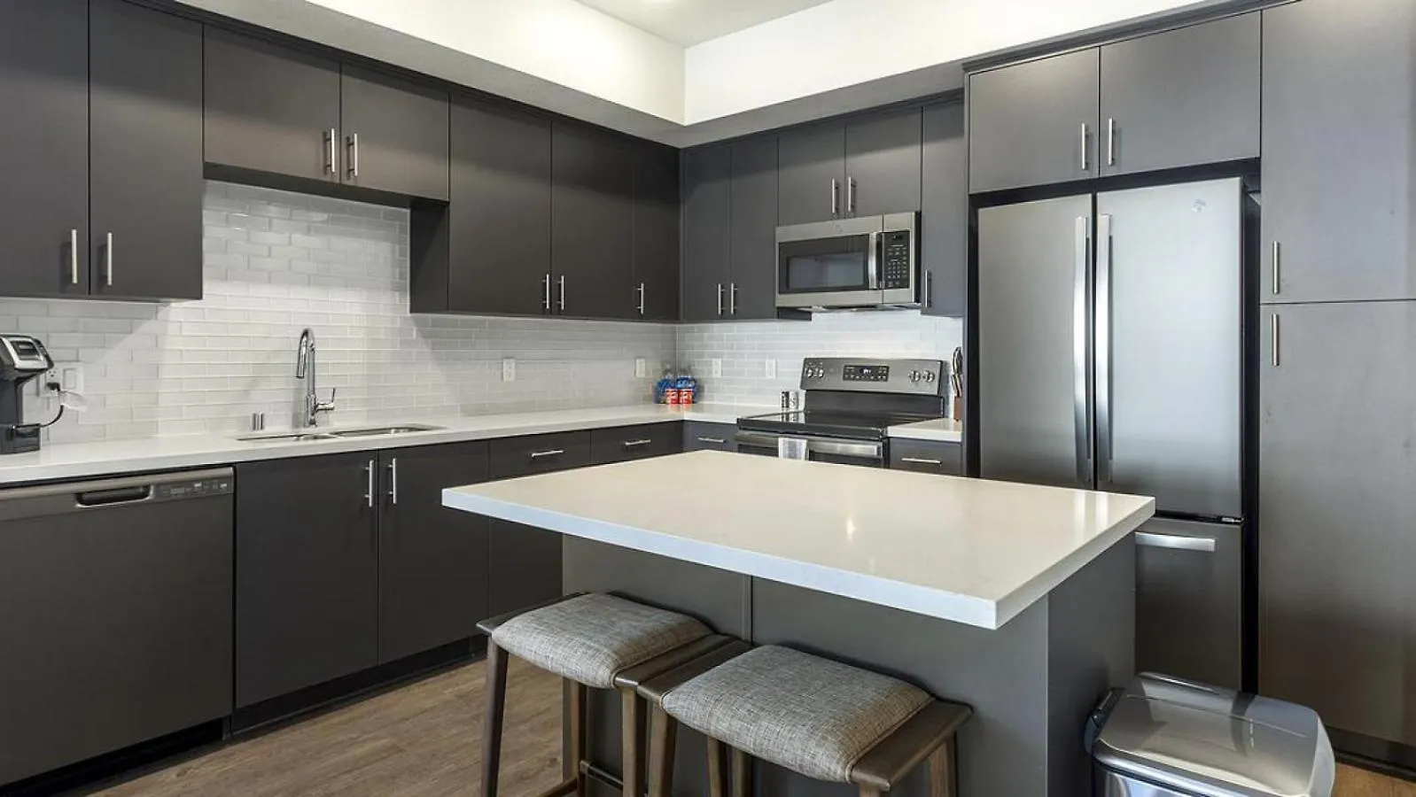 Landing At Latitude At Godley Station - 1 Bedroom In Apartment Savannah