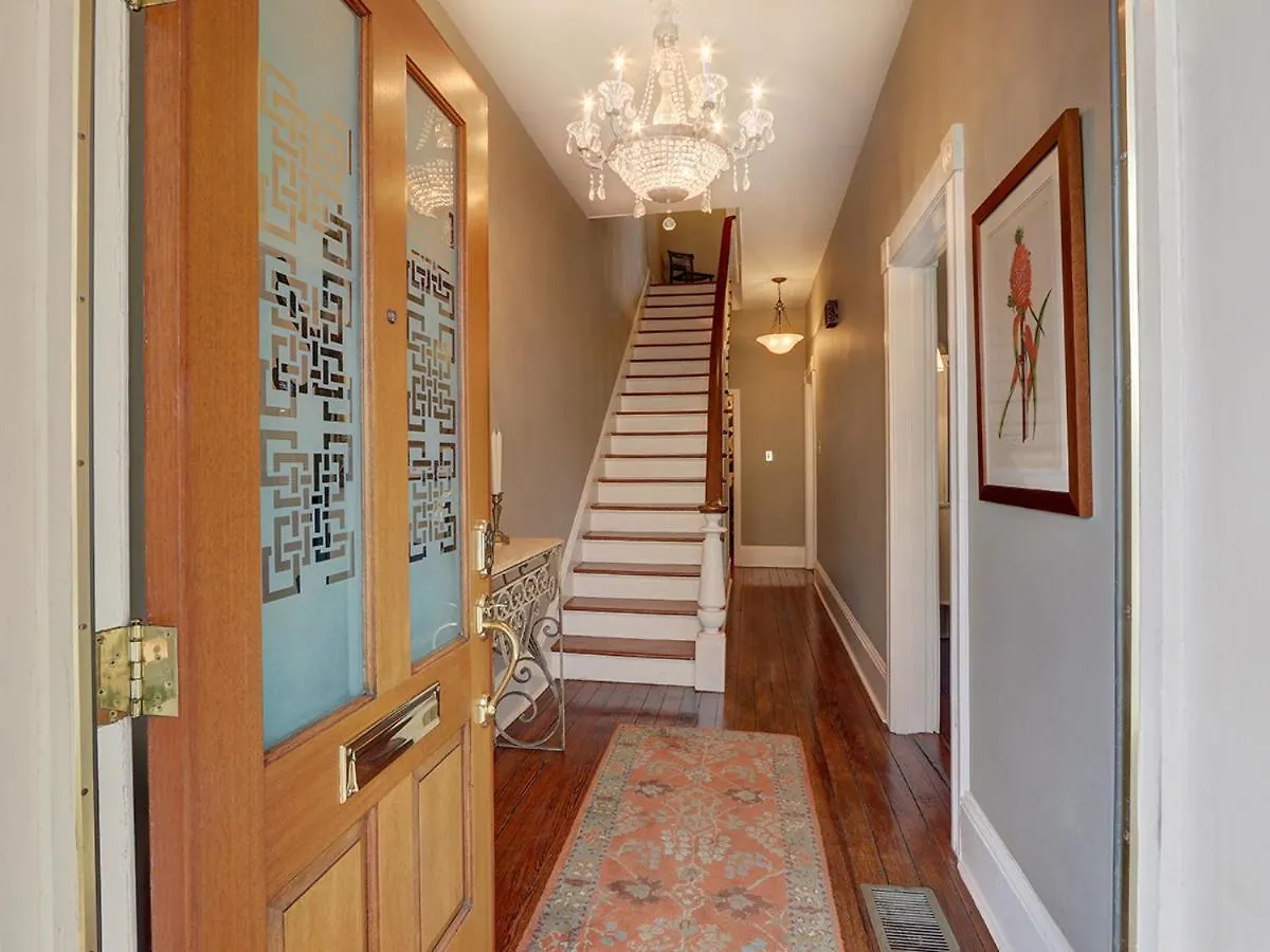 Luxury On Lincoln Holiday home Savannah