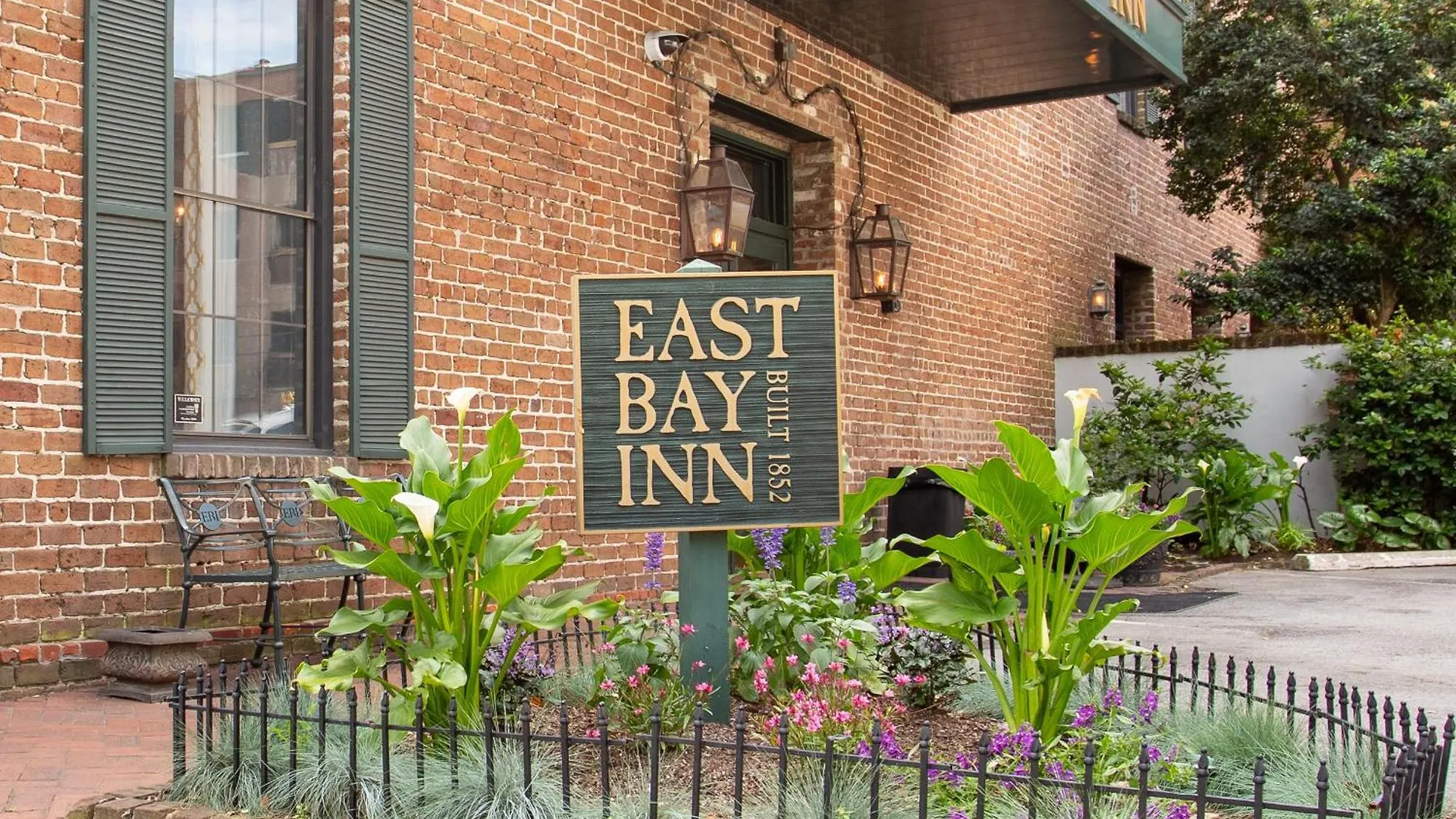 Hotel East Bay Inn, Historic Of Collection 3*