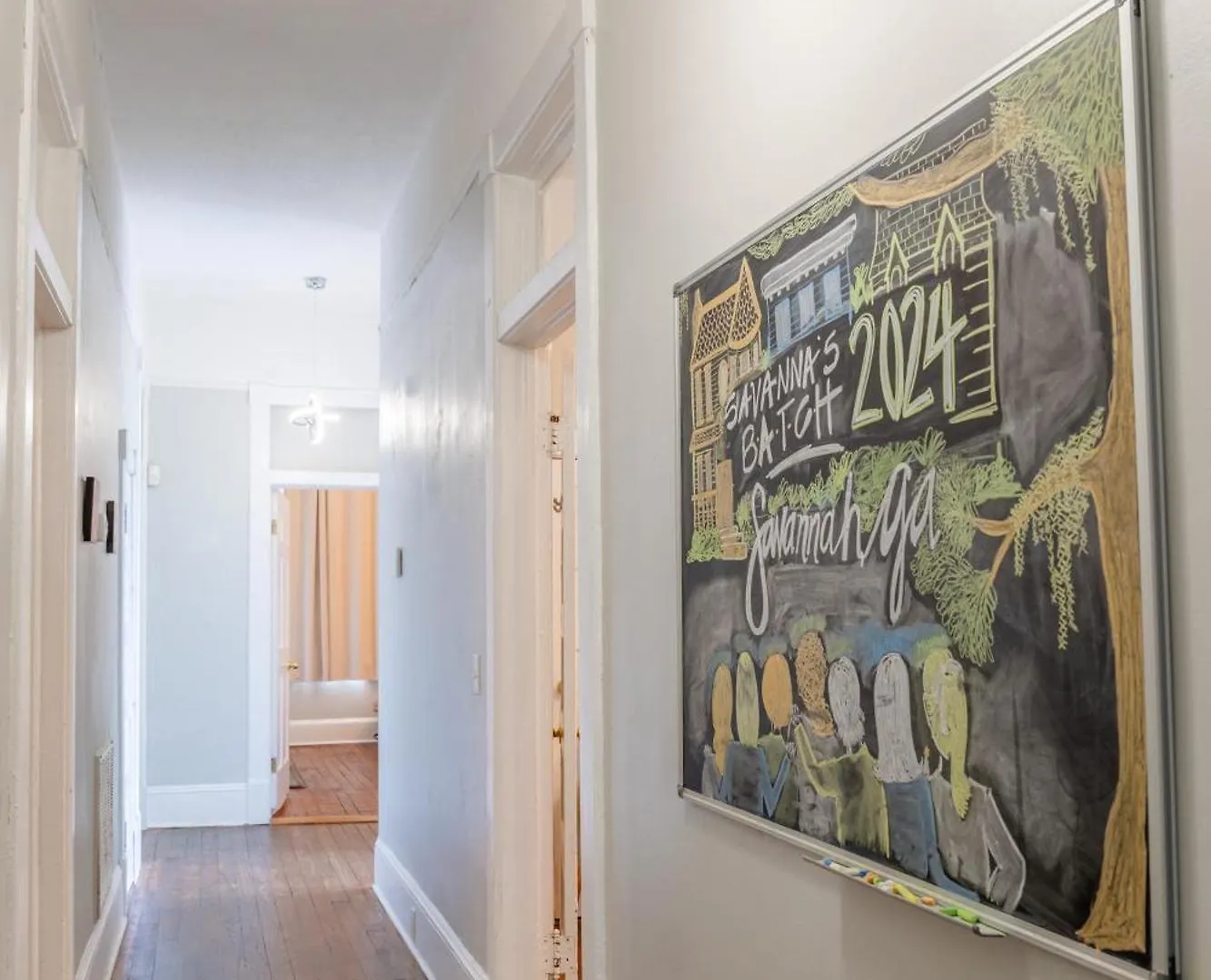 Charming In The Heart Of Savannah