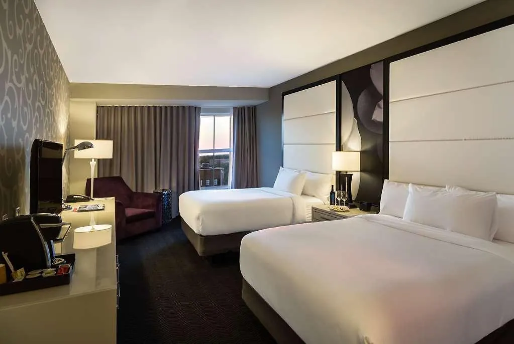 Tryp By Wyndham Hotel