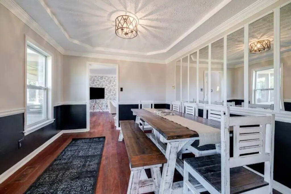 Spacious House Near Airport - 5 Br Prázdninový dům Savannah