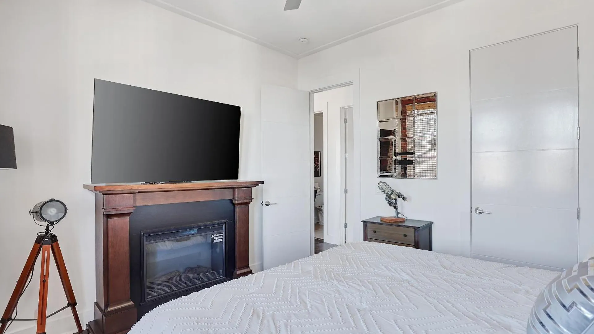 Corner View Broughton Penthouse With Free Reserved Parking Apartment *