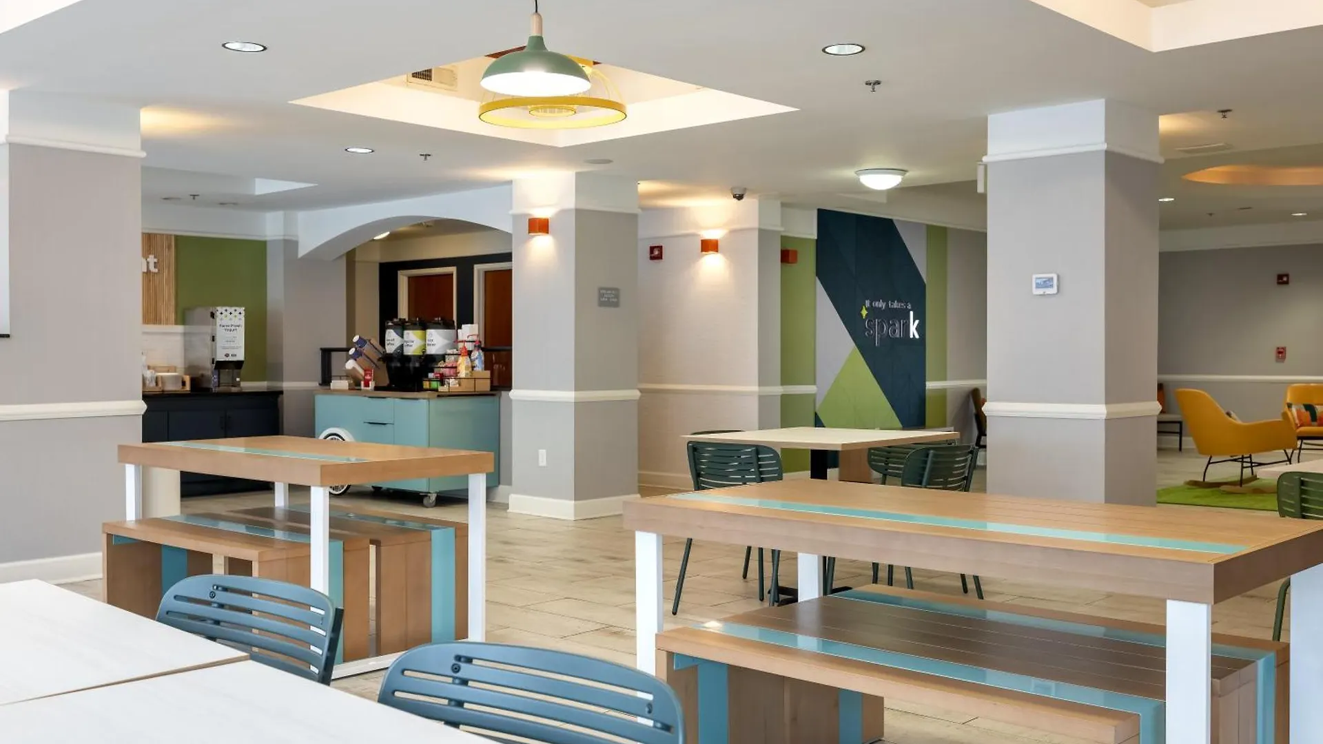 Spark By Hilton Airport Hotel Savannah