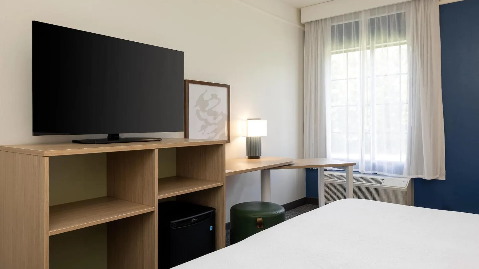 Spark By Hilton Airport Hotel