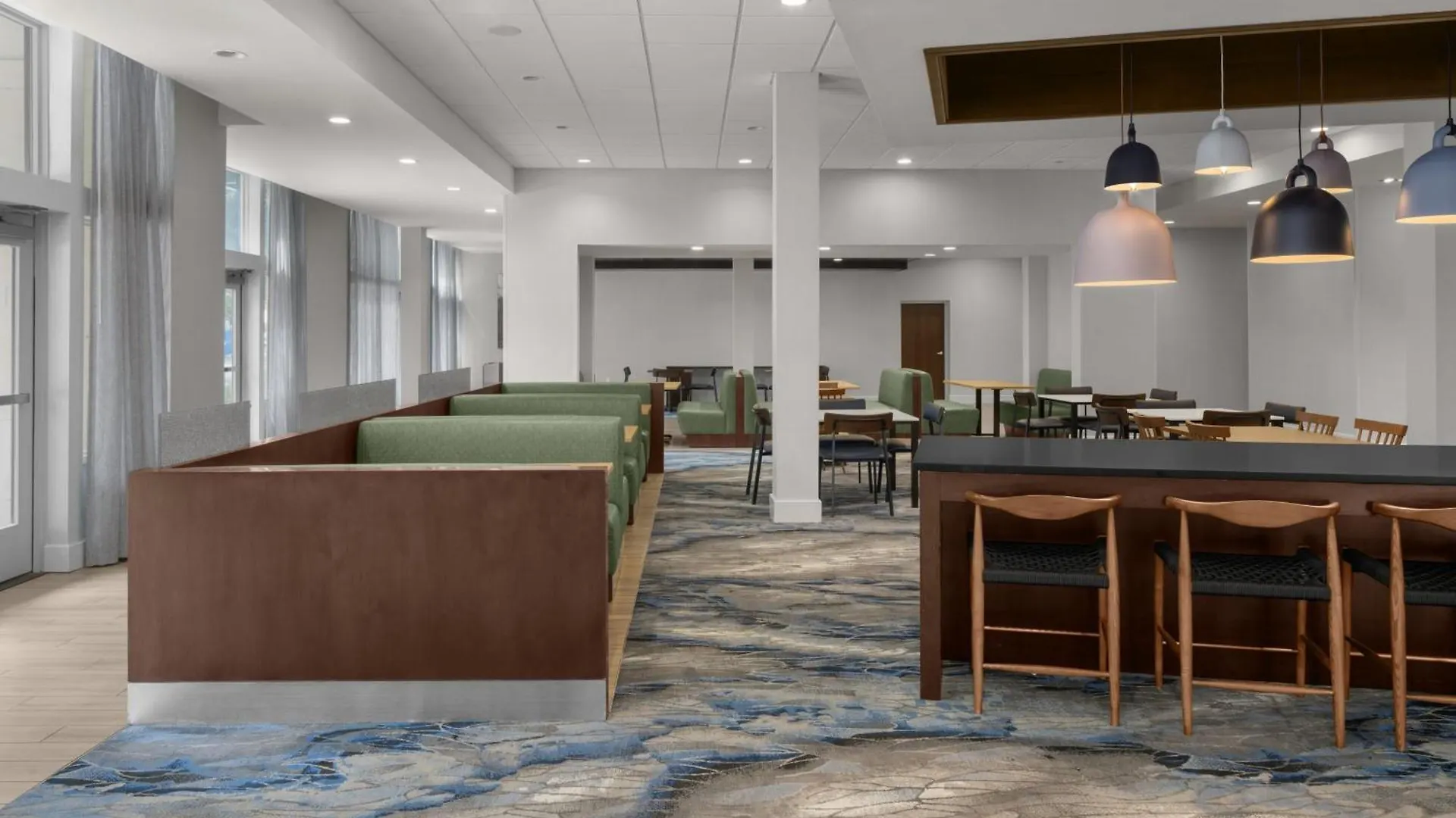 Fairfield & By Marriott Downtown Historic District 3* Savannah