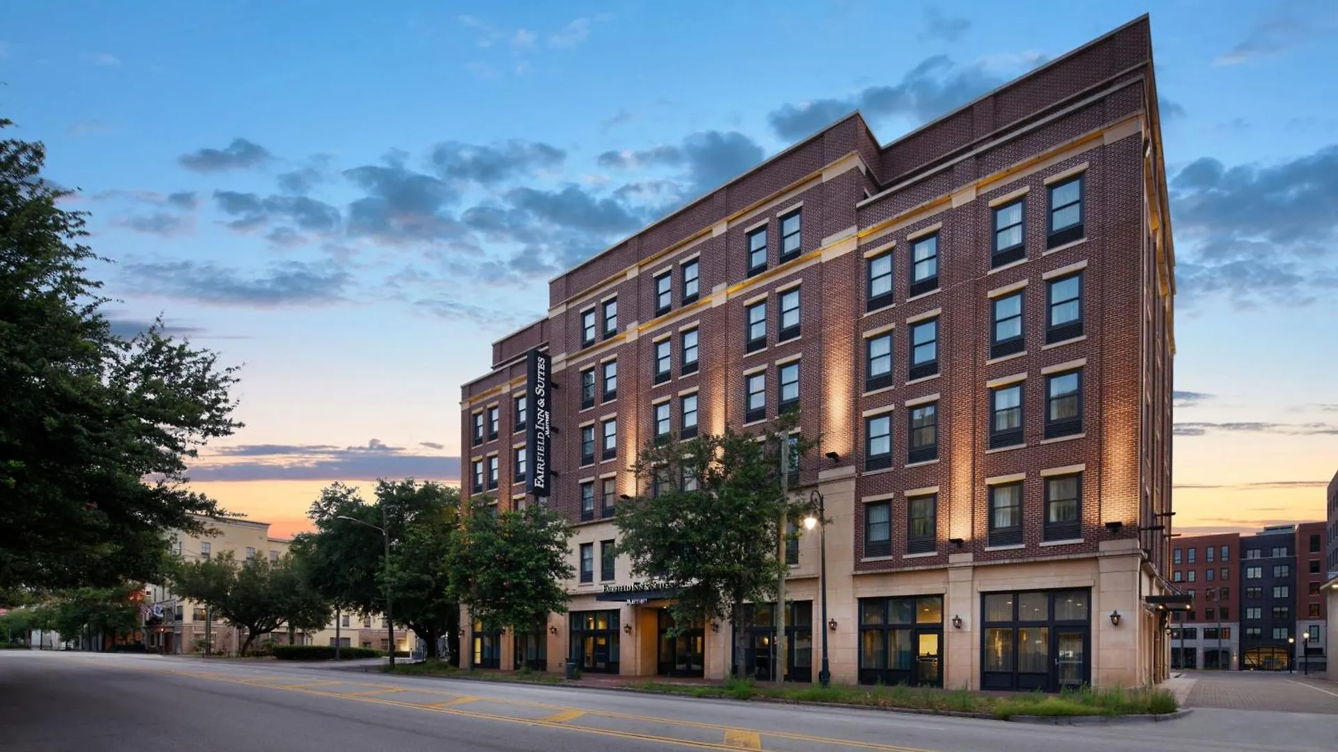 Hotel Fairfield & By Marriott Downtown Historic District 3*
