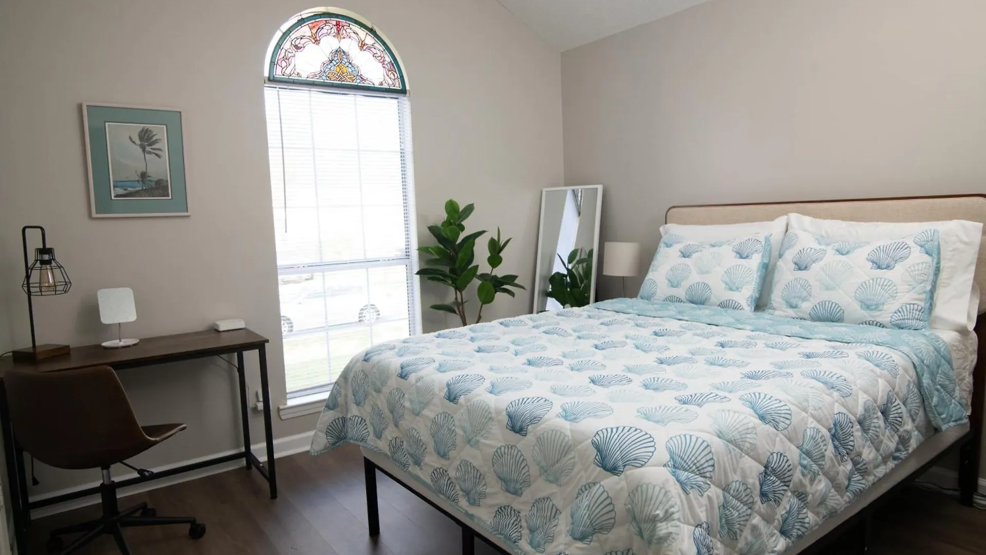 Lakefront Retreat Near Tybee With King Bed And Free Parking