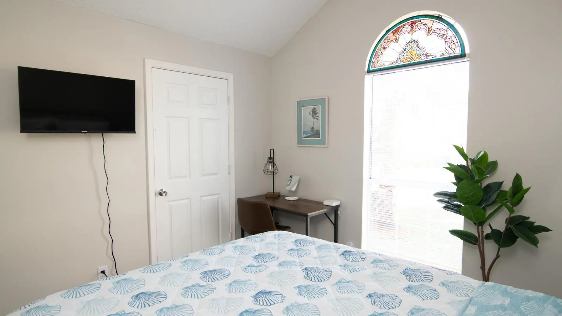 Holiday home Lakefront Retreat Near Tybee With King Bed And Free Parking *