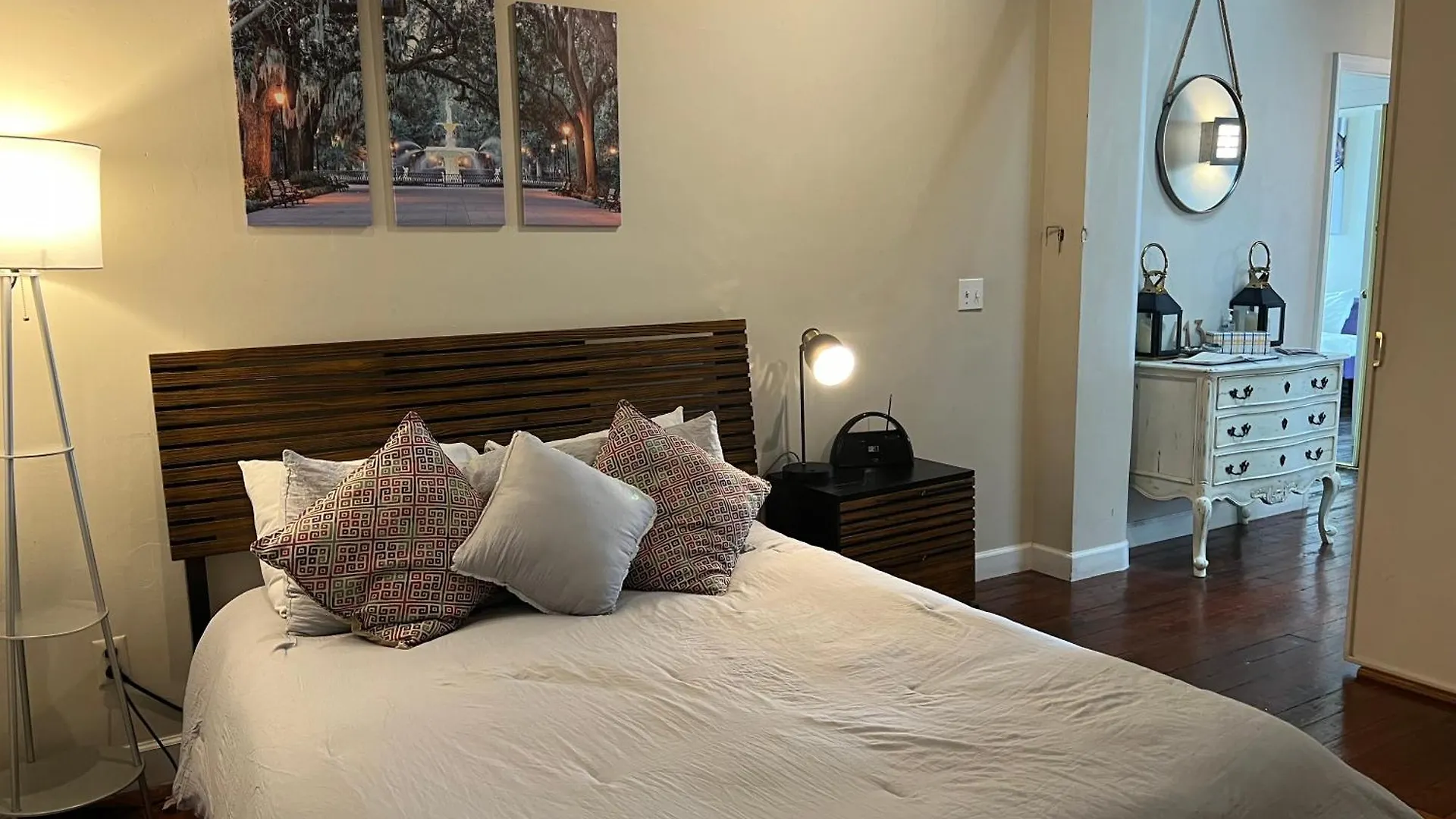 Penthouse On Broughton With Free Reserved Parking Apartment Savannah
