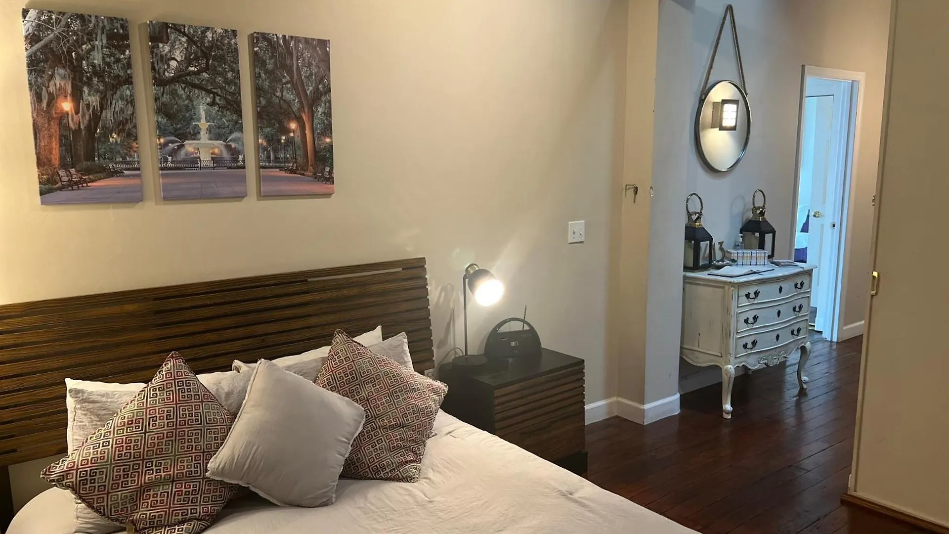 Apartment Penthouse On Broughton With Free Reserved Parking Savannah