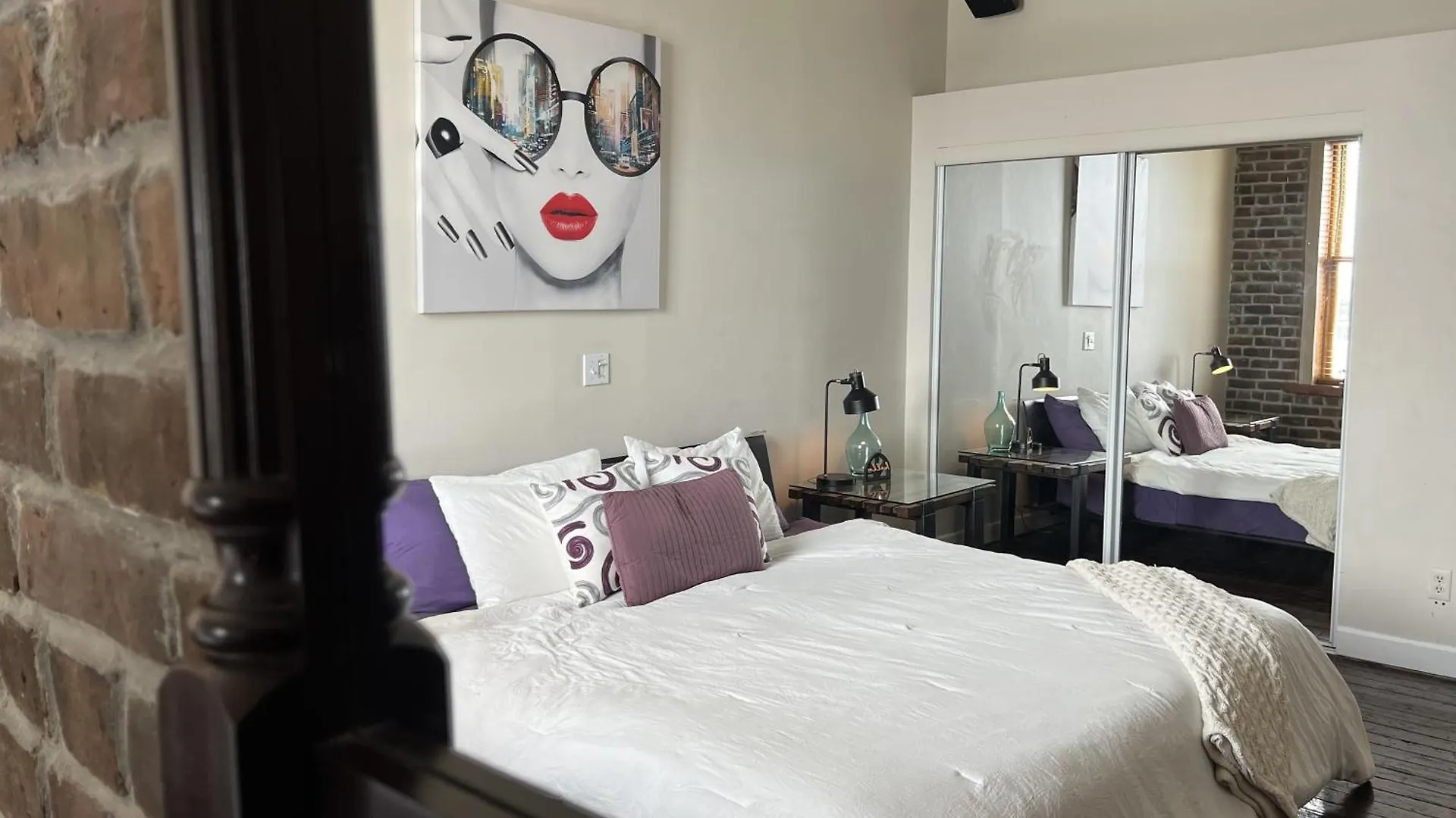Apartment Penthouse On Broughton With Free Reserved Parking Savannah
