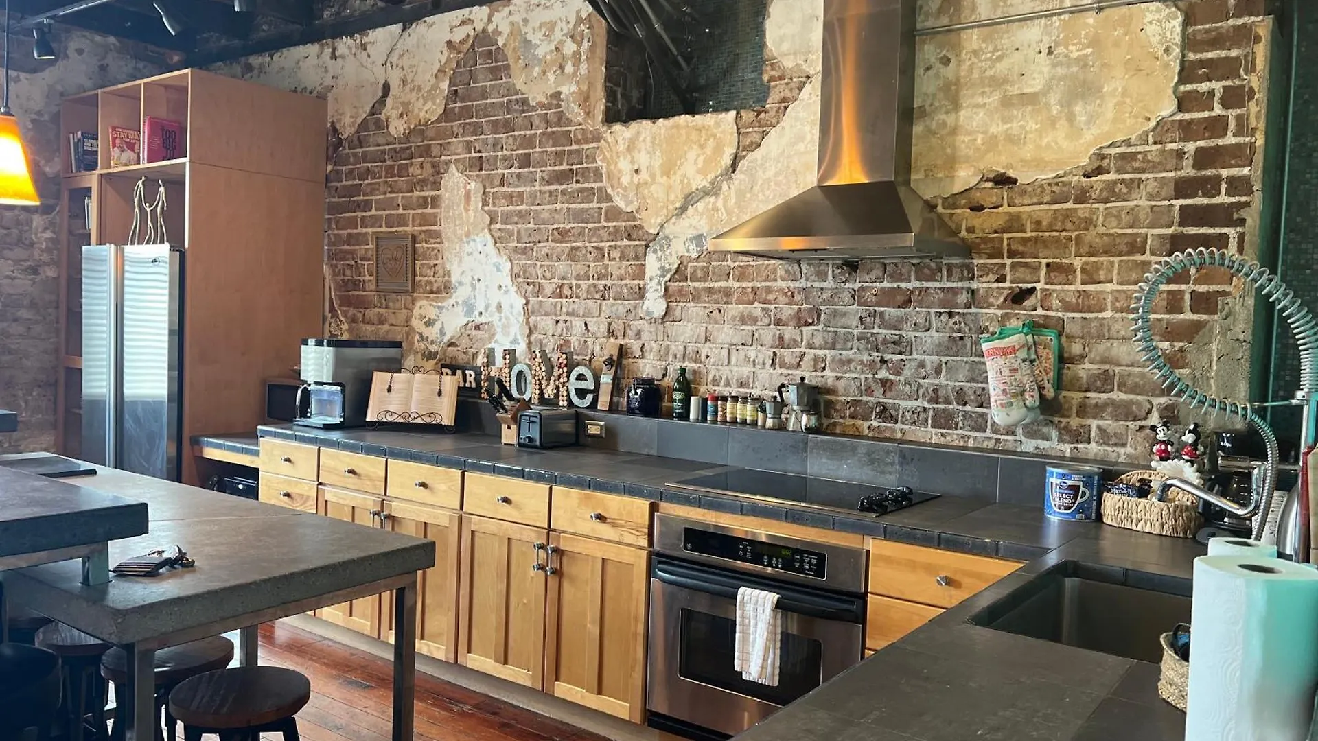 Penthouse On Broughton With Free Reserved Parking Apartment Savannah