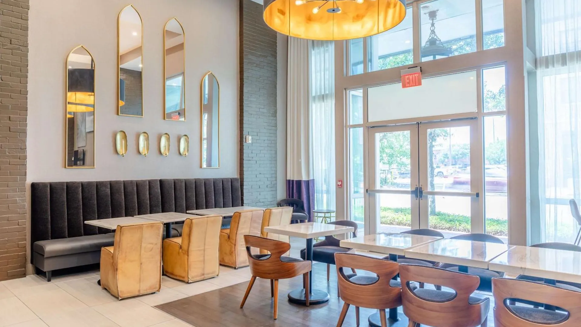 Tryp By Wyndham Hotel 4*