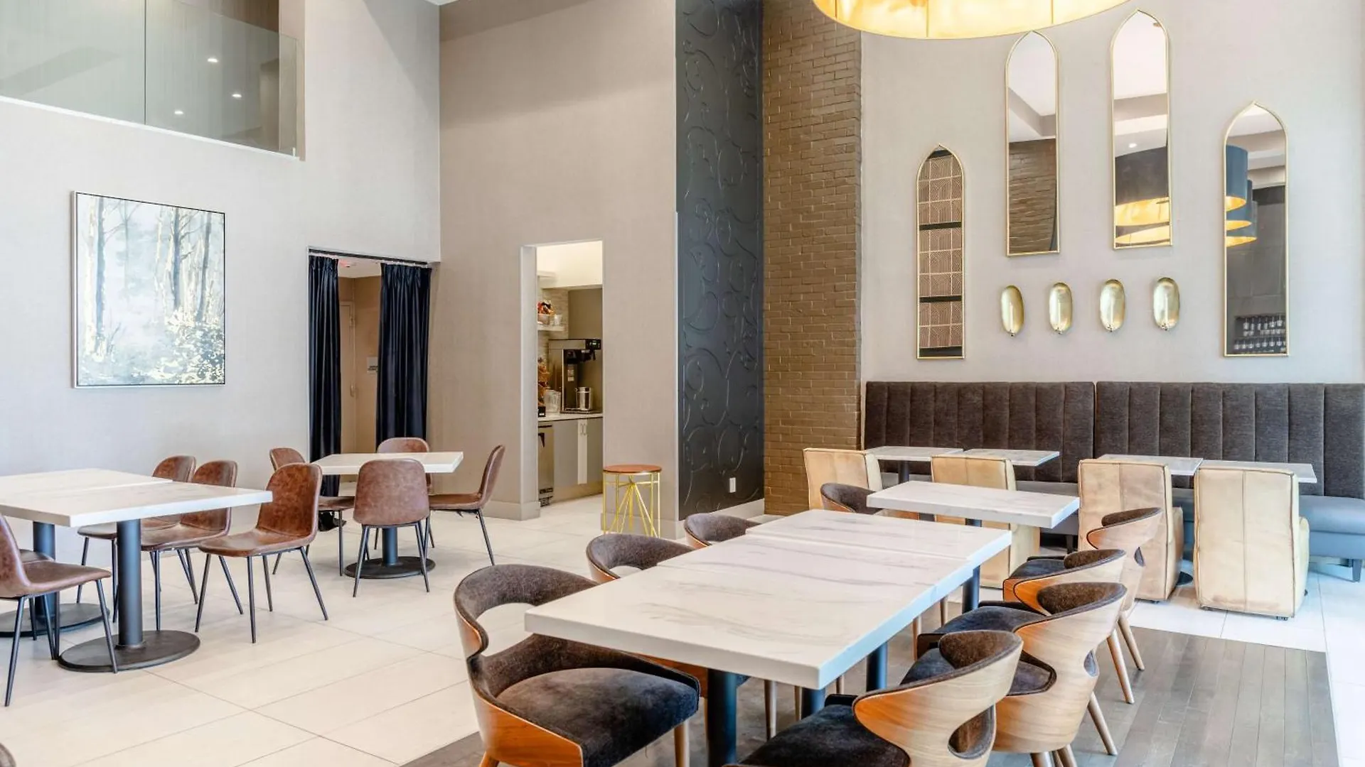 Hotel Tryp By Wyndham 4*