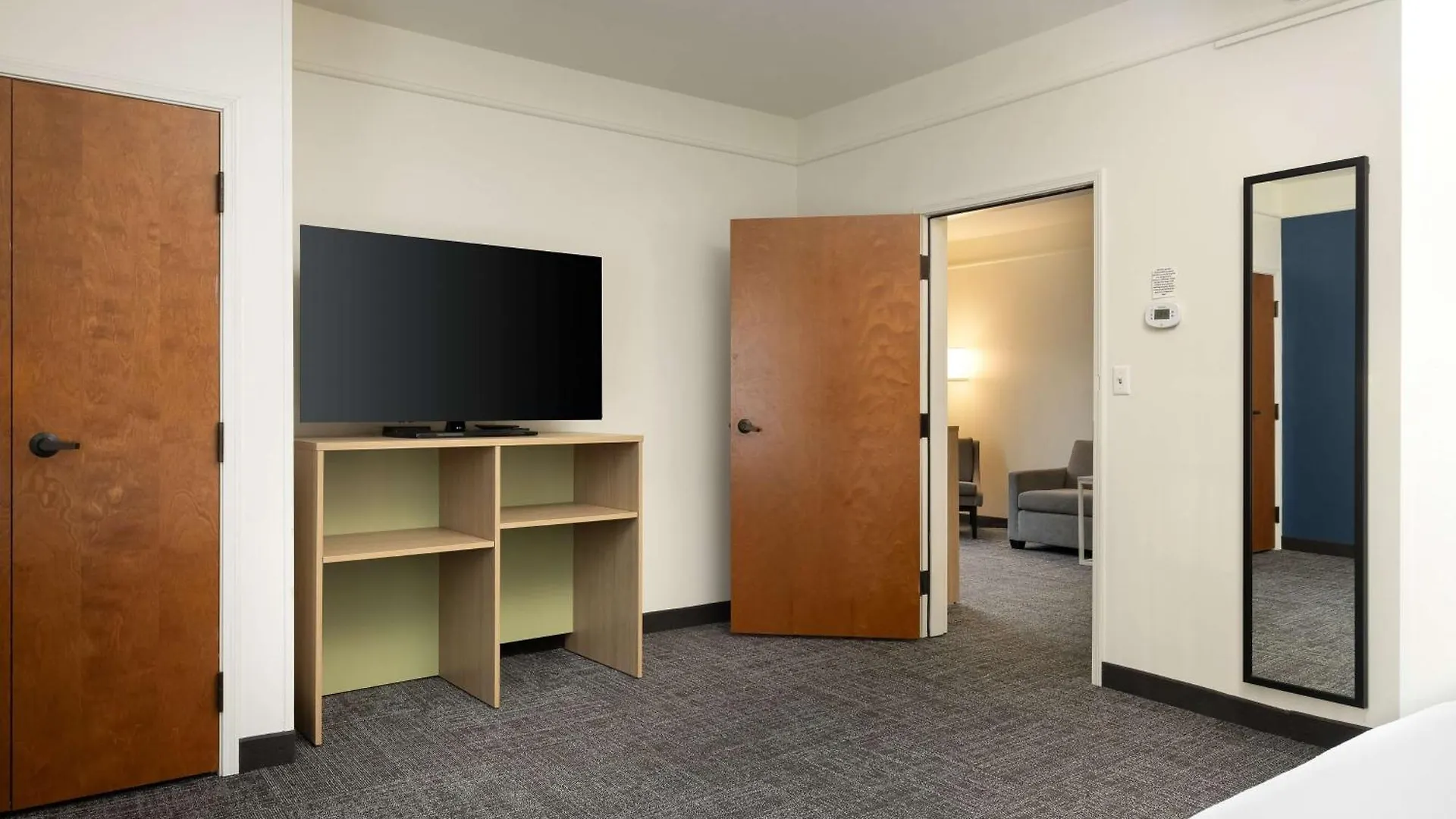 Spark By Hilton Airport 2*