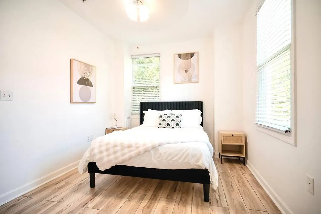 Apartment 2br Boho Chic Duplex, - Near Tybee Island! Savannah