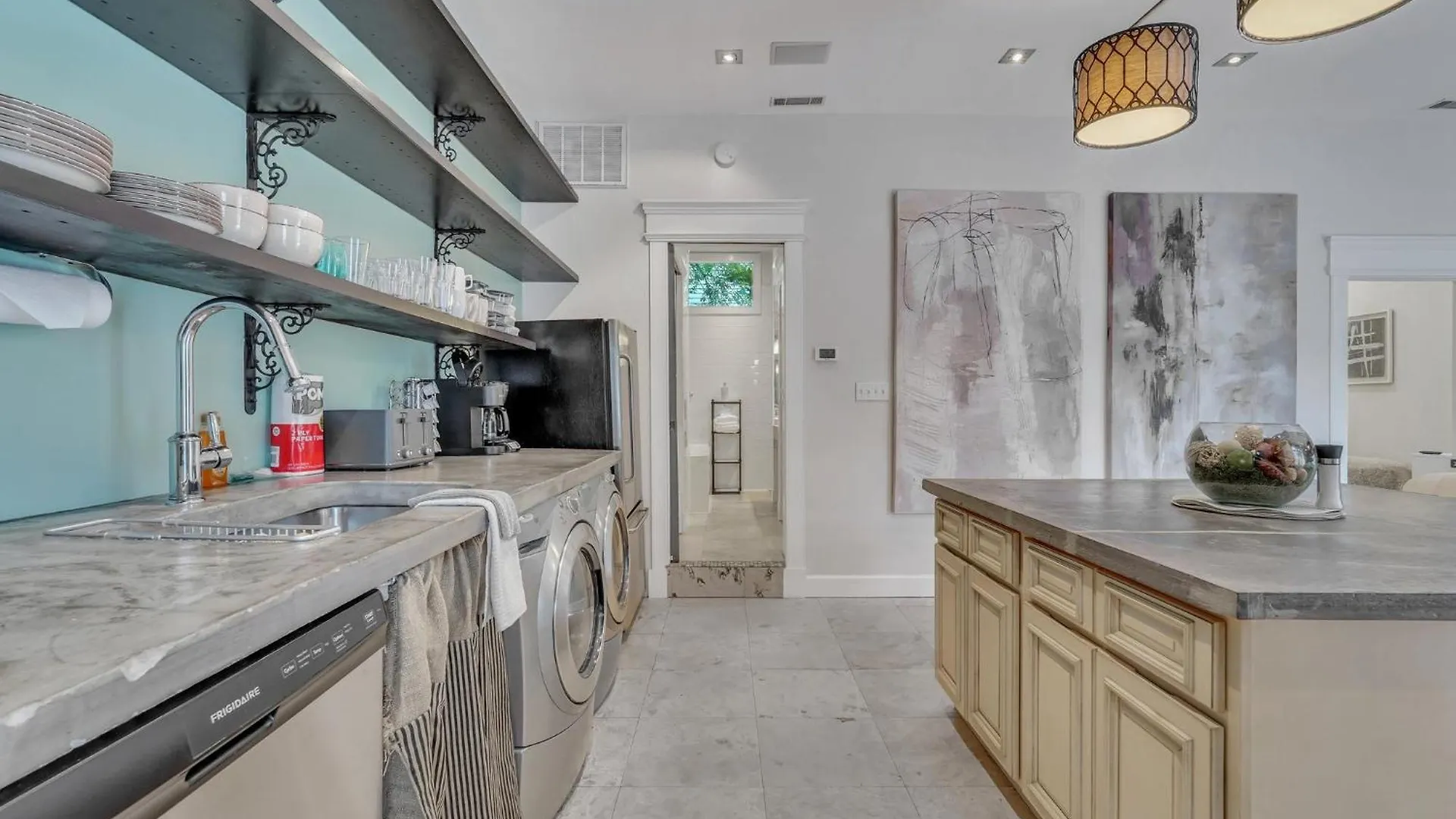 The Lincoln Loft, Near Forsyth Park With Free Parking Holiday home