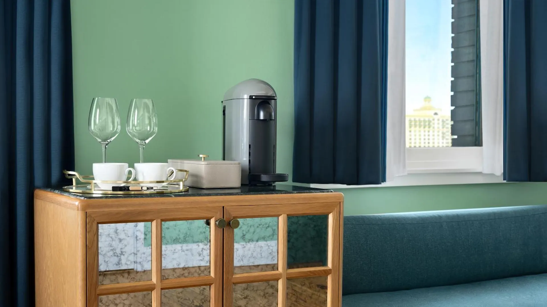 The Drayton Savannah, Curio Collection By Hilton Savannah