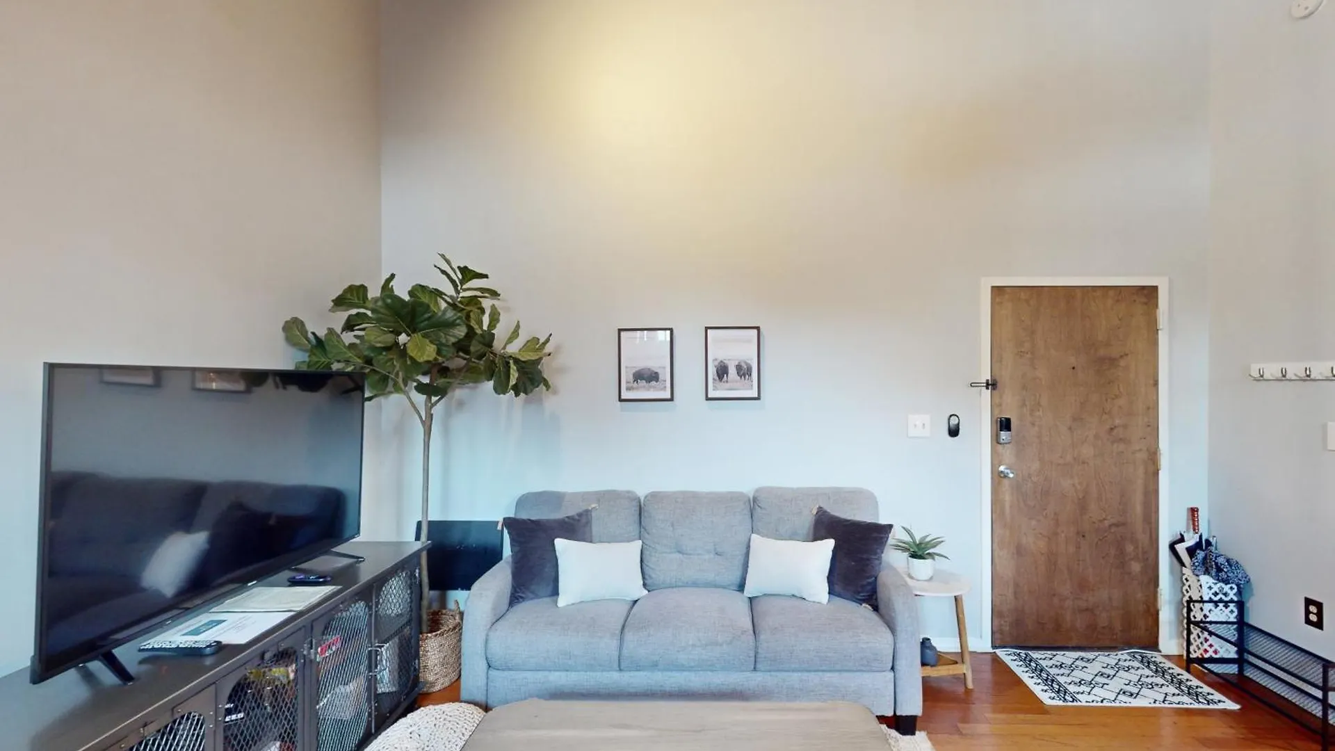The Basecamp Apartment *