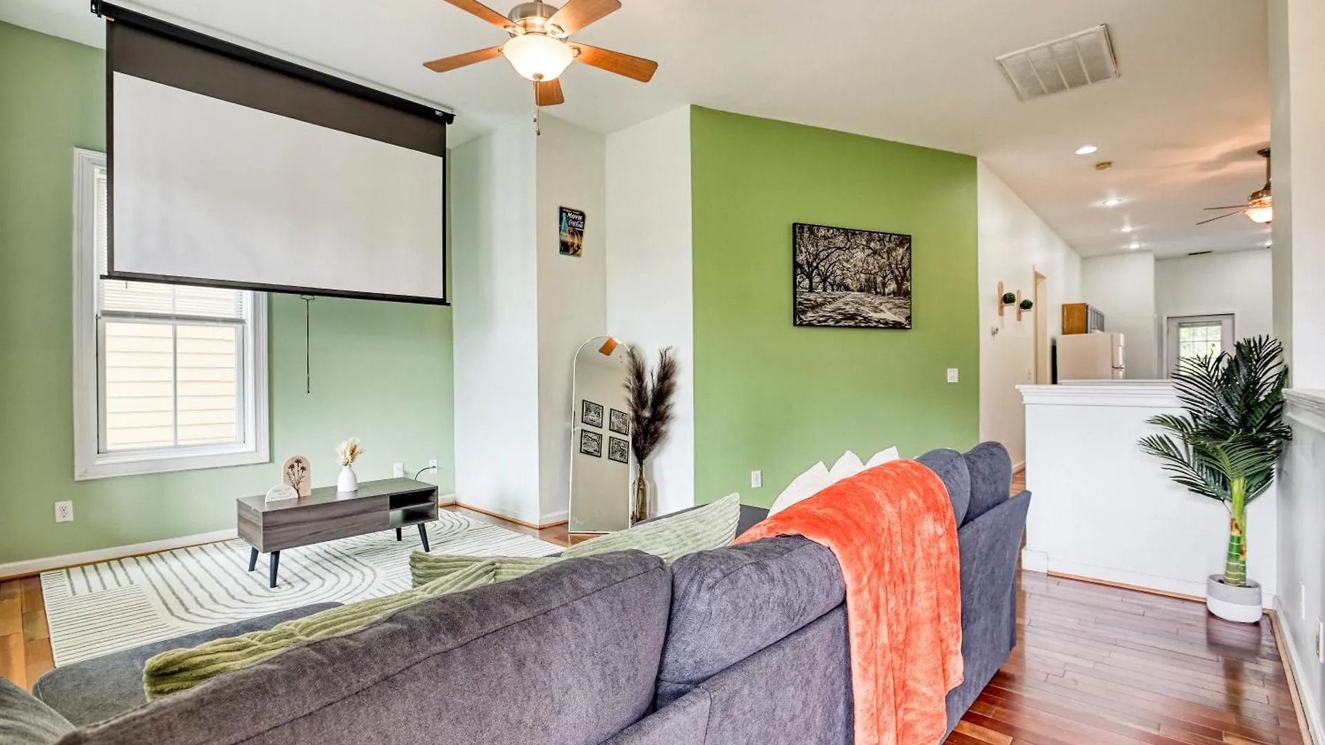 5min To Dt - King Beds - Parking - Telescope - Private Balcony *