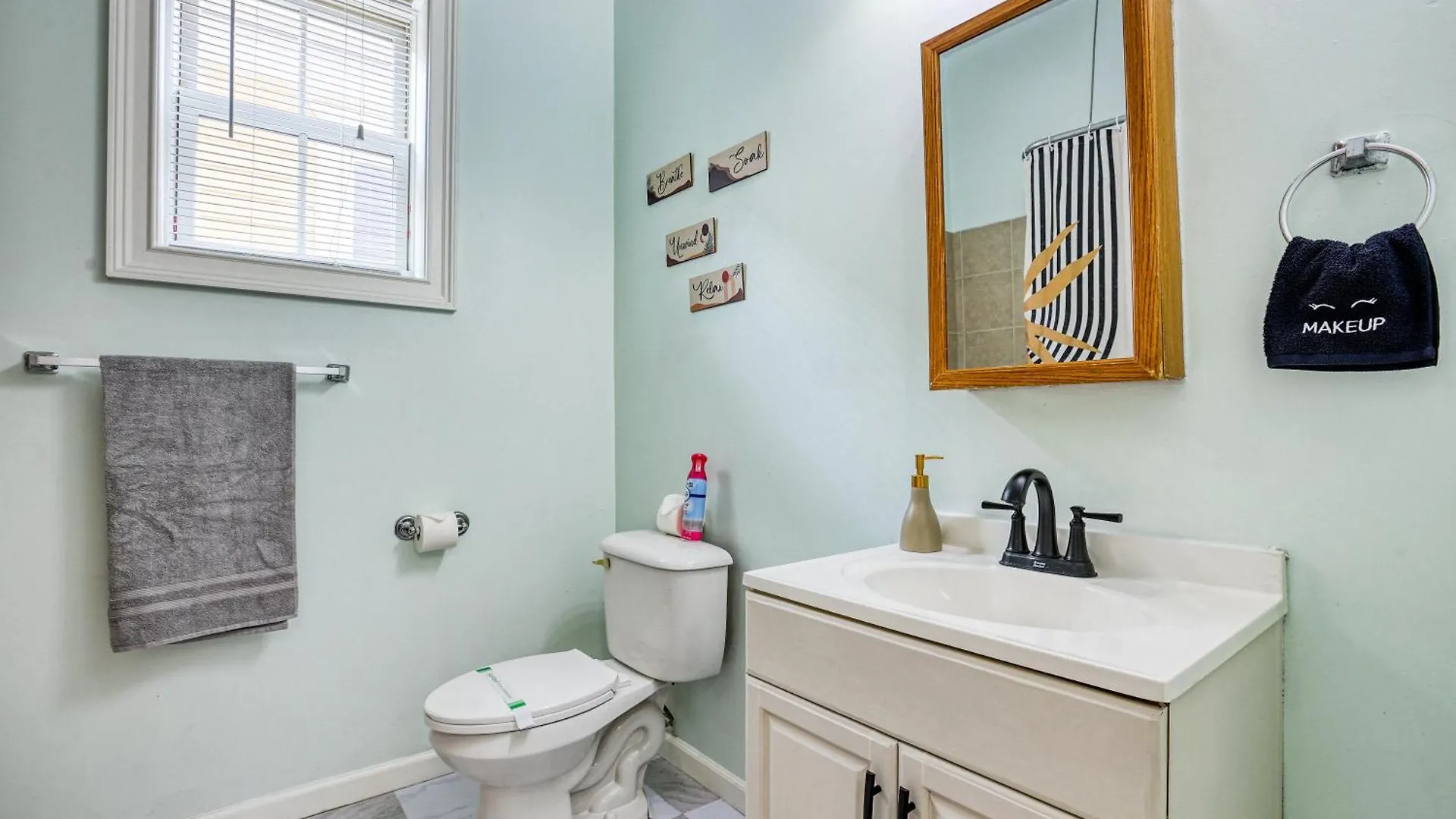 5min To Dt - King Beds - Parking - Telescope - Private Balcony *