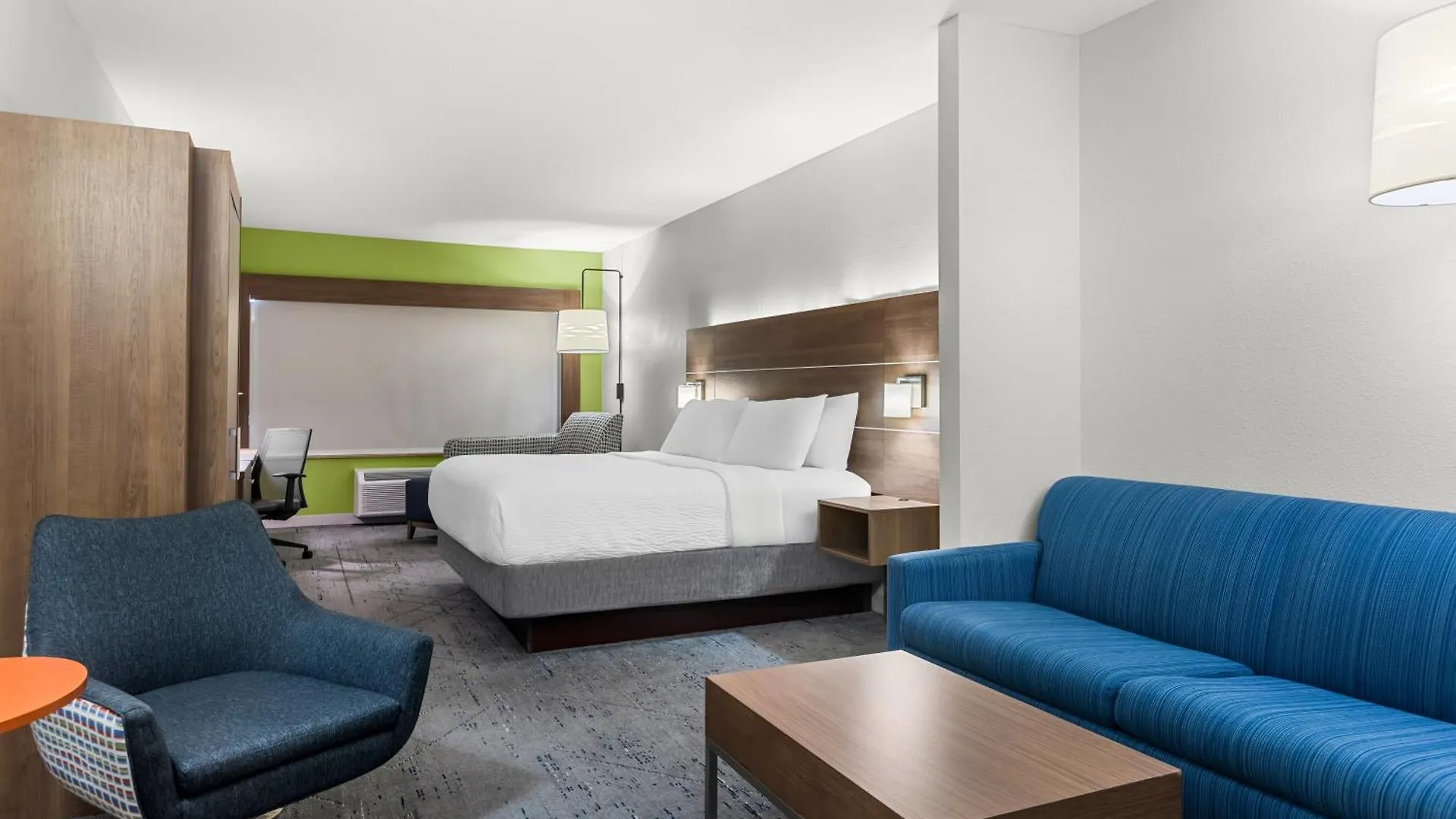 Hotel Express & Midtown By Ihg 3*