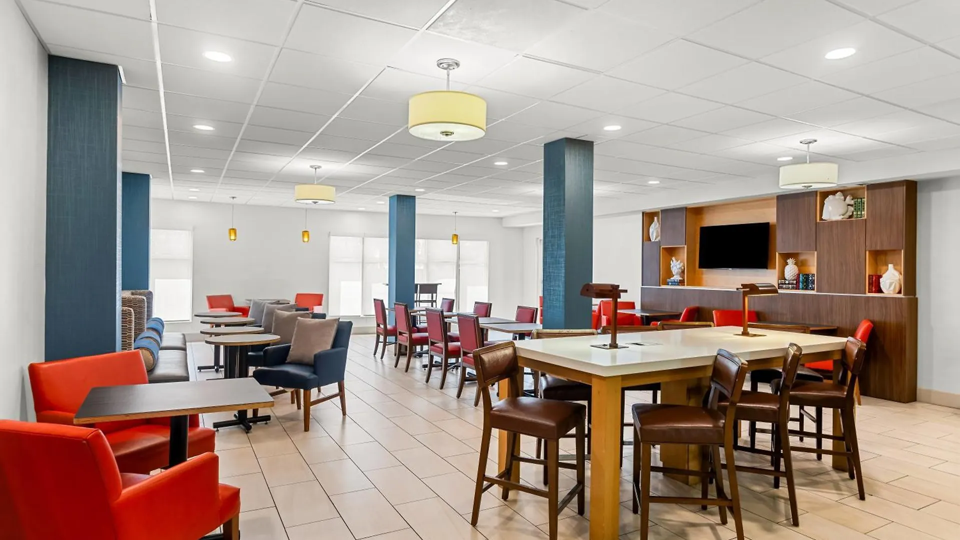 Express & Midtown By Ihg