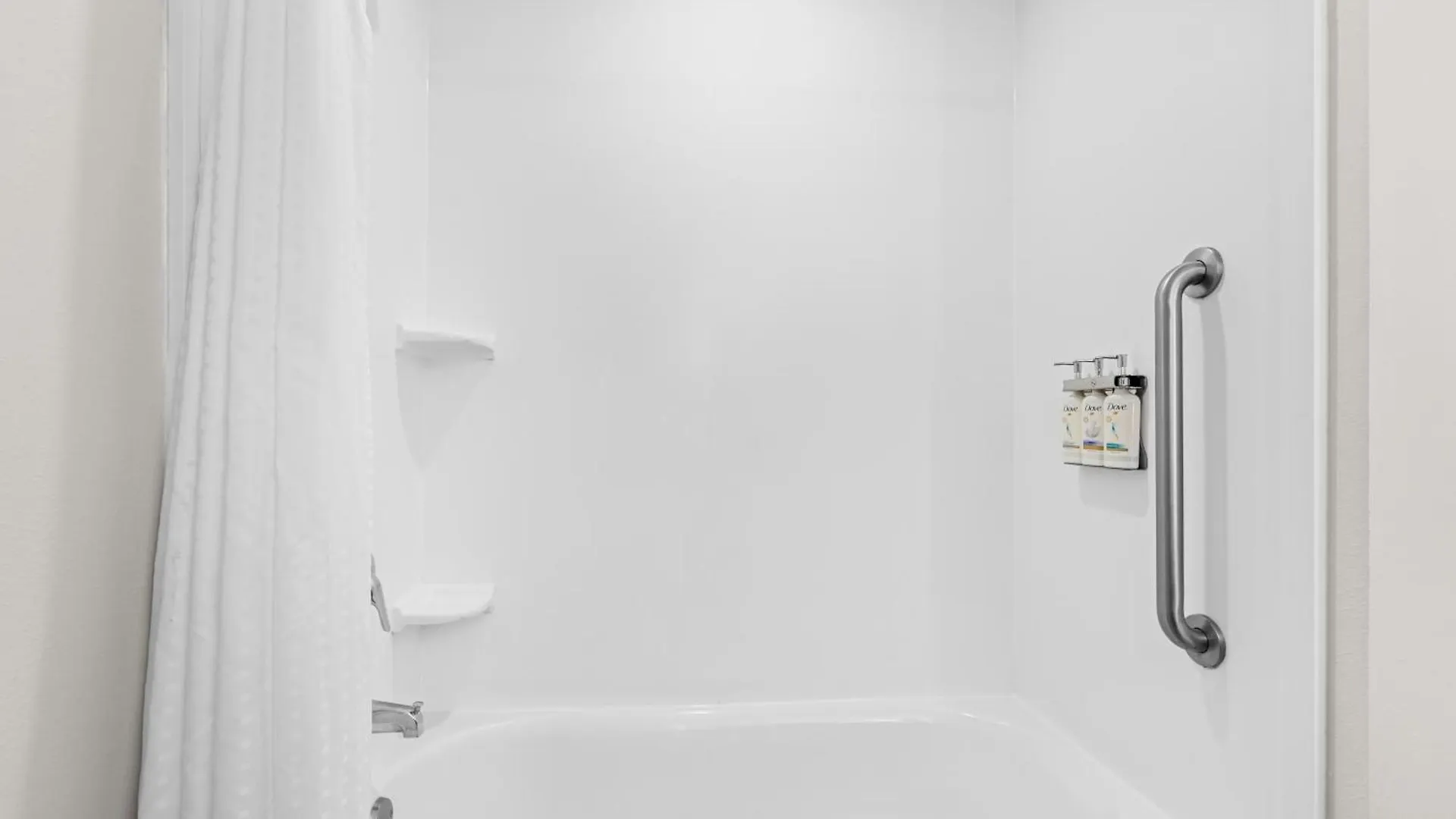 Express & Midtown By Ihg Hotel