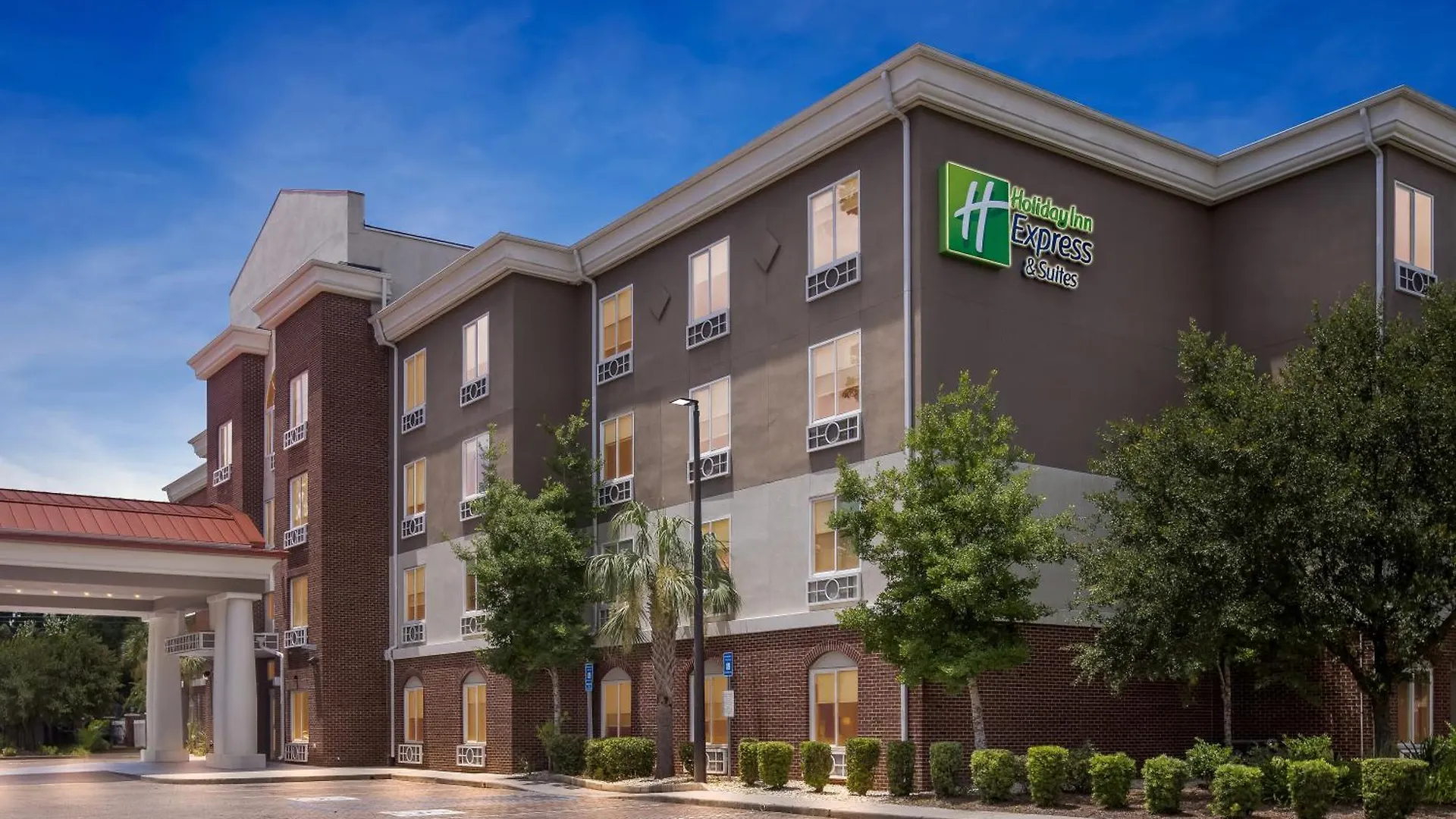 Express & Midtown By Ihg Hotel