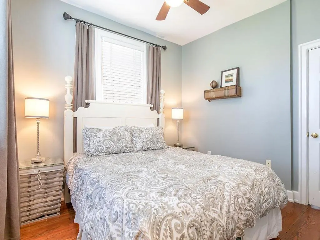 Habersham 3 Apartment *