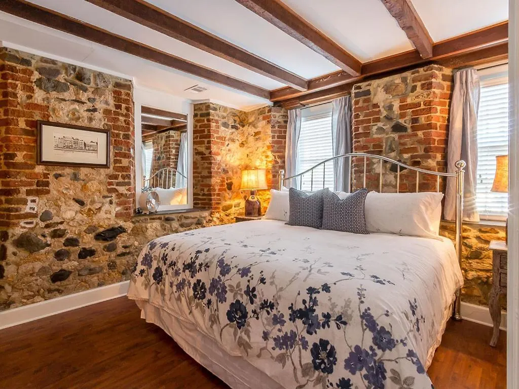 Habersham 2 * Savannah