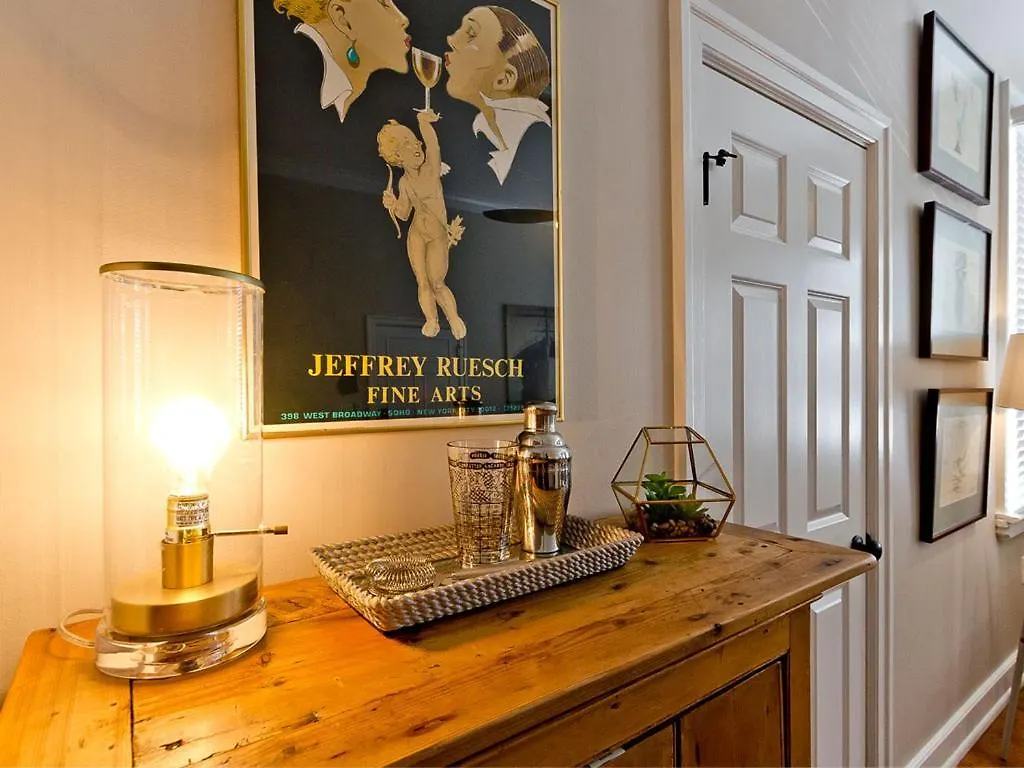 Apartment Habersham 2 *