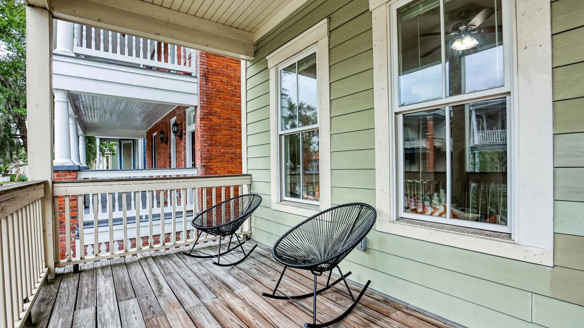 Apartment 14 Ppl, Spacious Backyard, Hammock, Fitness Equipment, Near Down Town