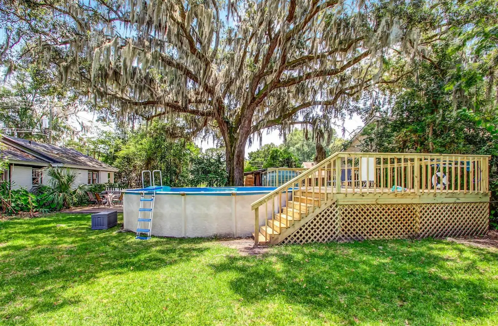 Holiday home With Gazebo-swanky Style