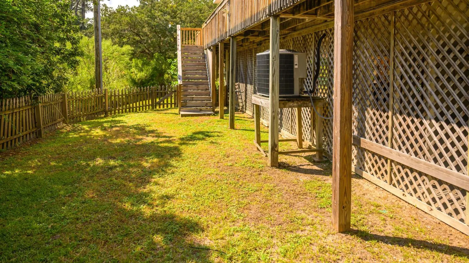 Riverfront Retreat With Private Dock! 度假居 薩凡納
