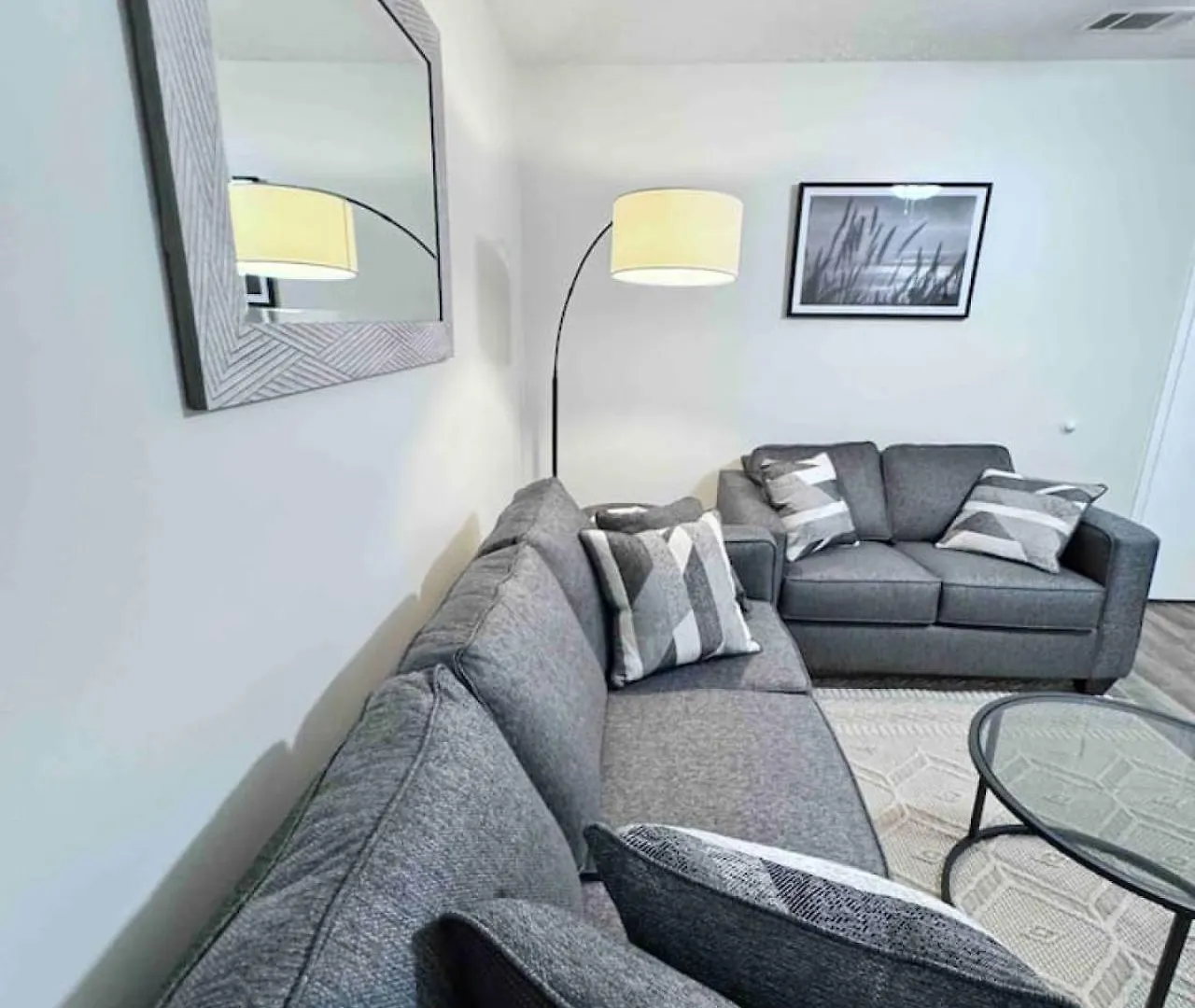 I-95 And Tanger Outlets. Pet Yes Apartment *