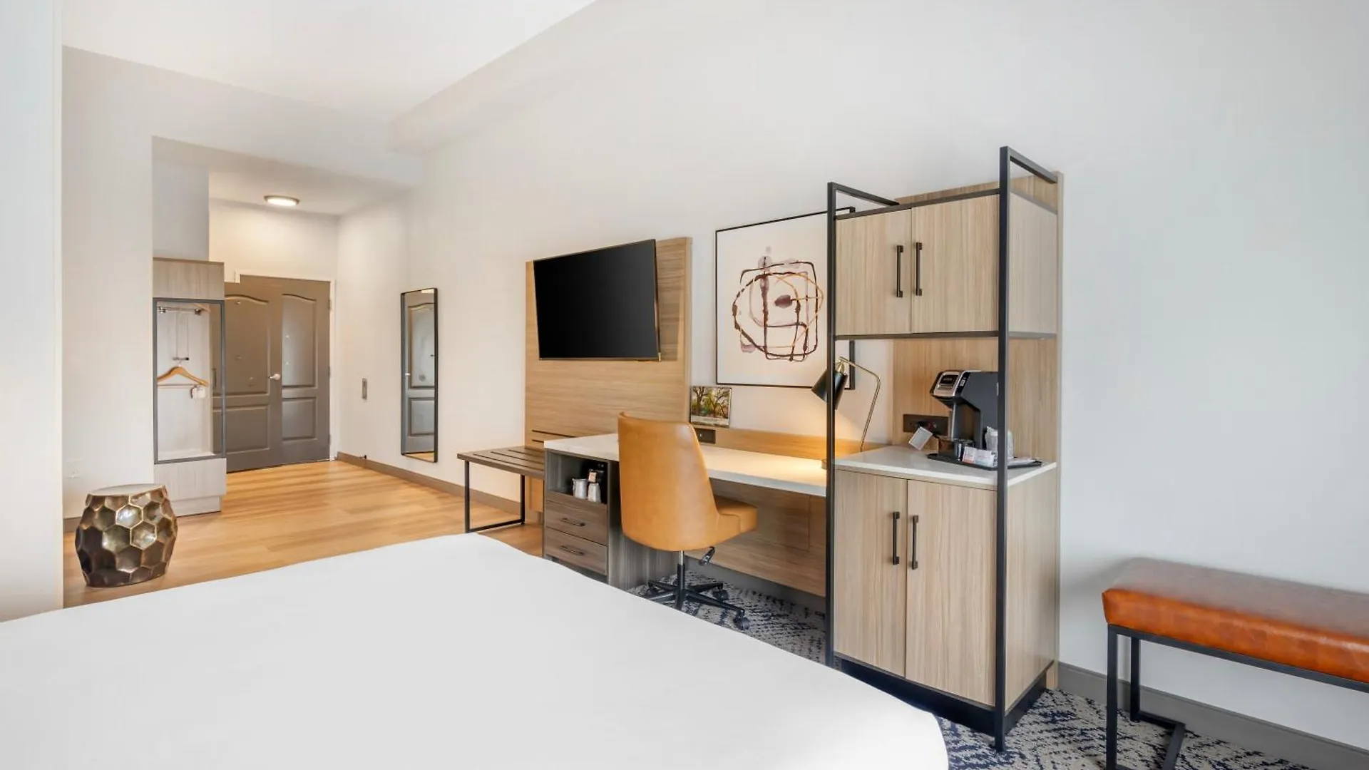 Hotel Country & By Radisson, Airport, Ga 3*