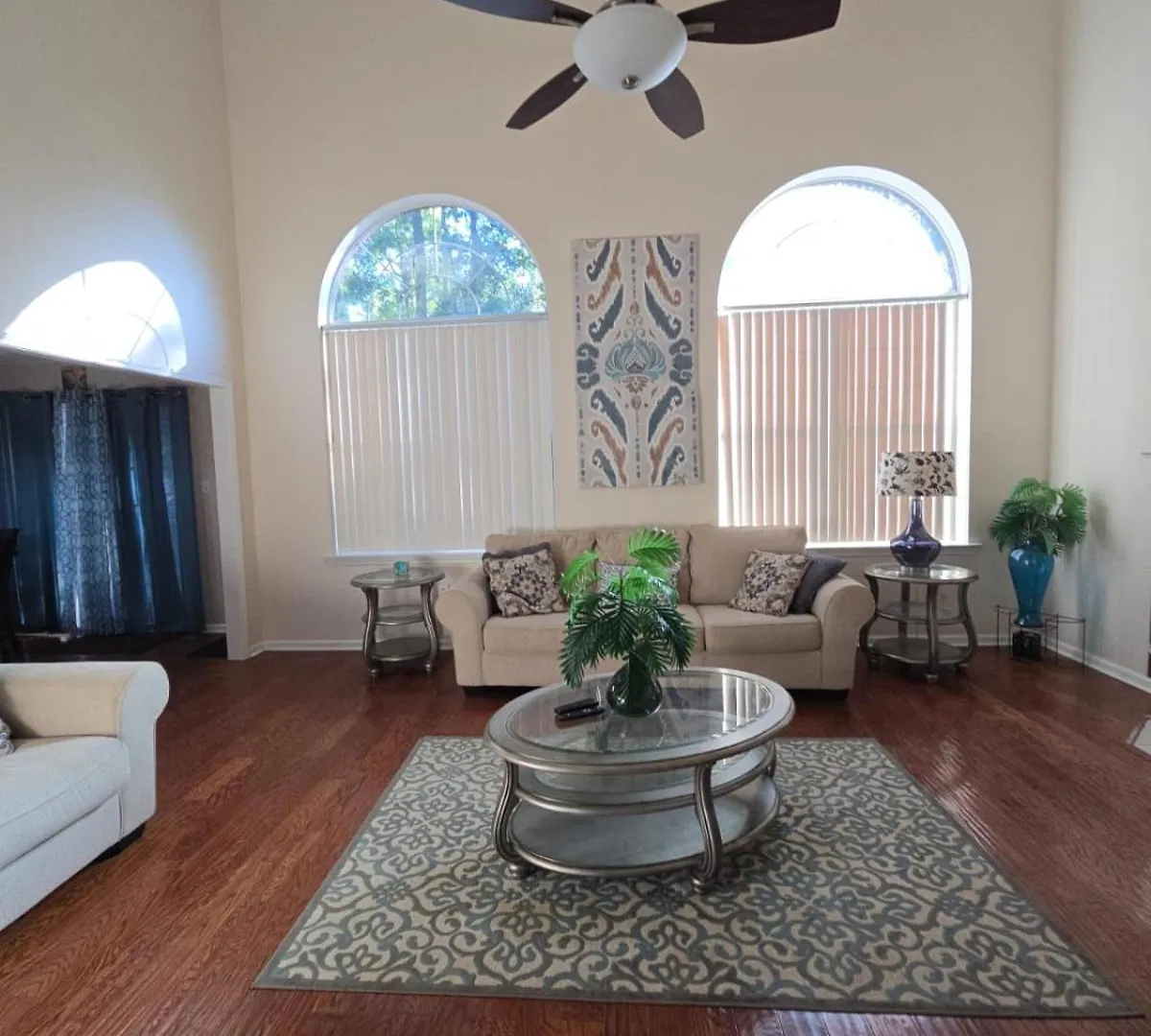 Spacious And Charming Holiday home