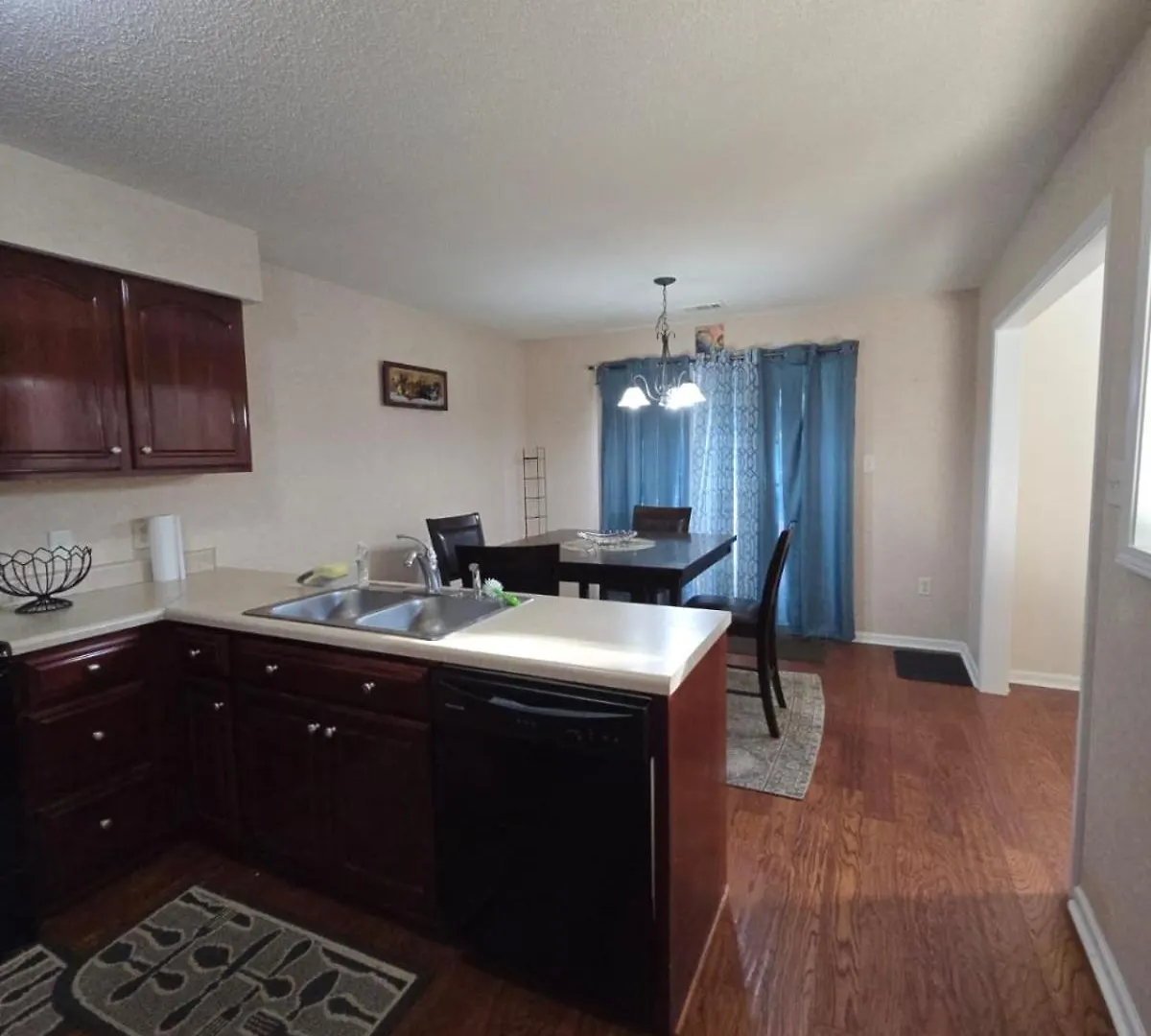 Spacious And Charming *